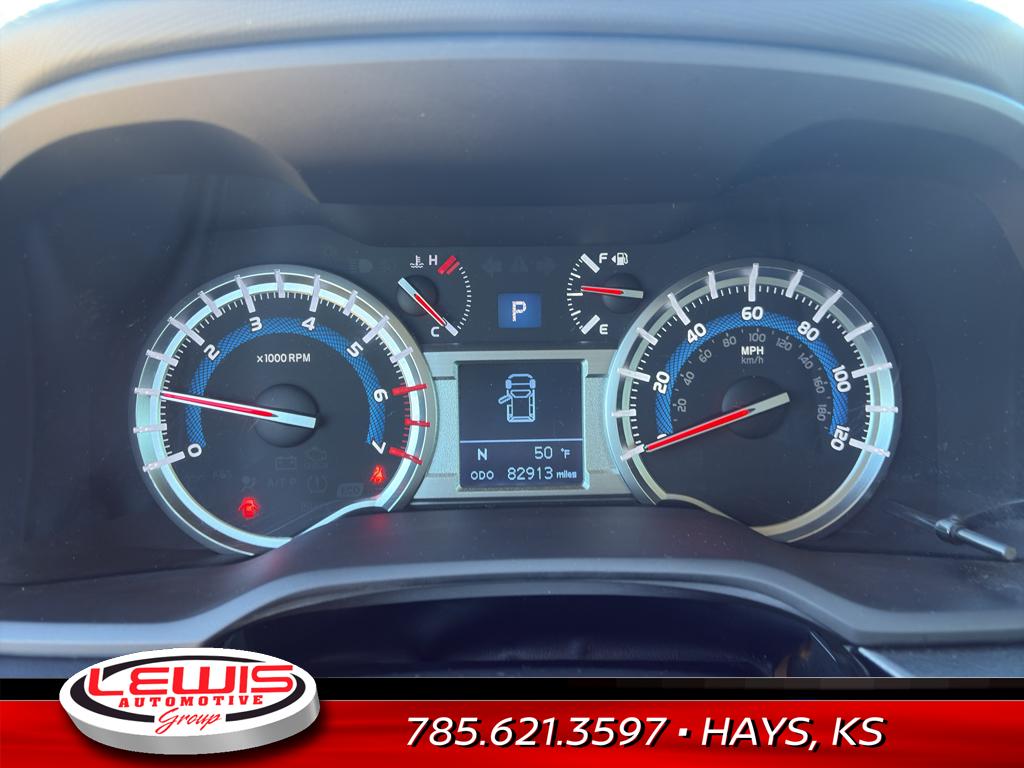 2019 Toyota 4Runner SR5 photo 2