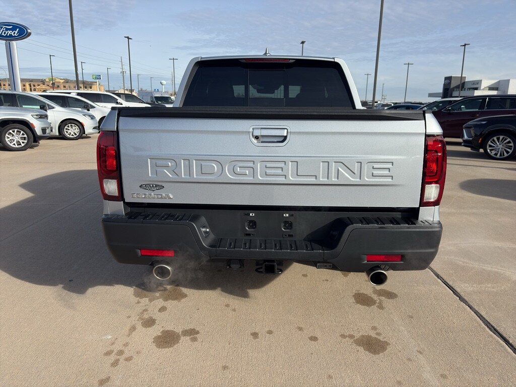 Used 2025 Honda Ridgeline RTL Truck Crew Cab