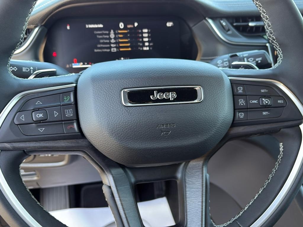 New 2025 Jeep Grand Cherokee L Limited Sport Utility