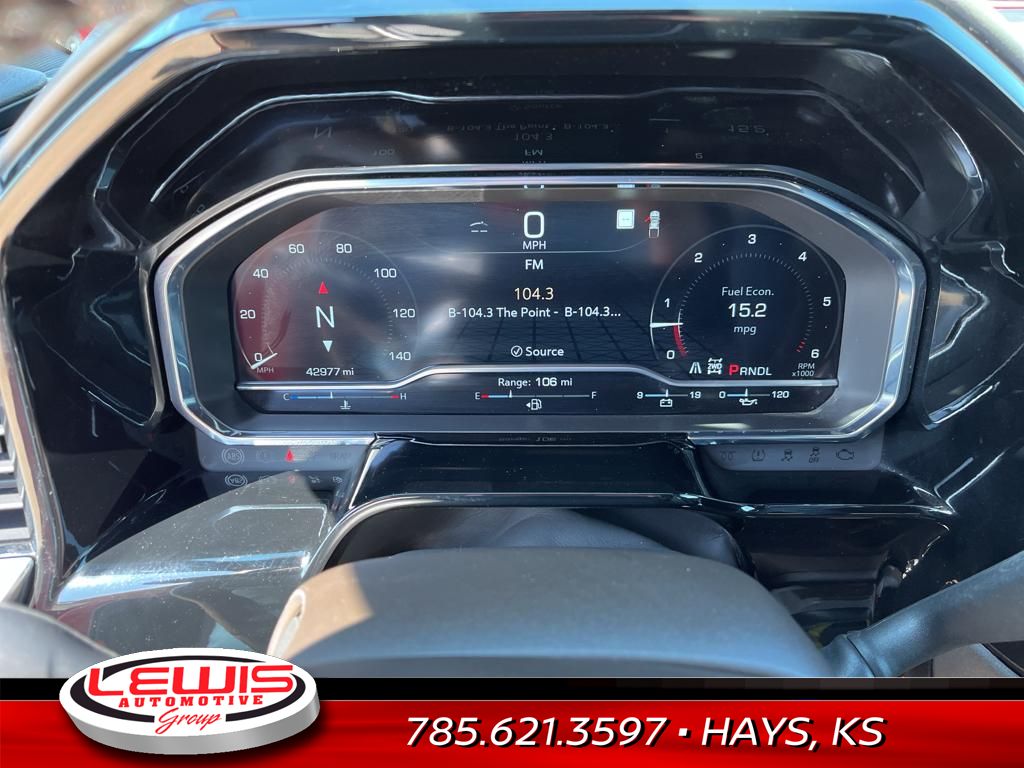 Used 2022 GMC Sierra 1500 SLE with VIN 3GTUUBED8NG565449 for sale in Hays, KS