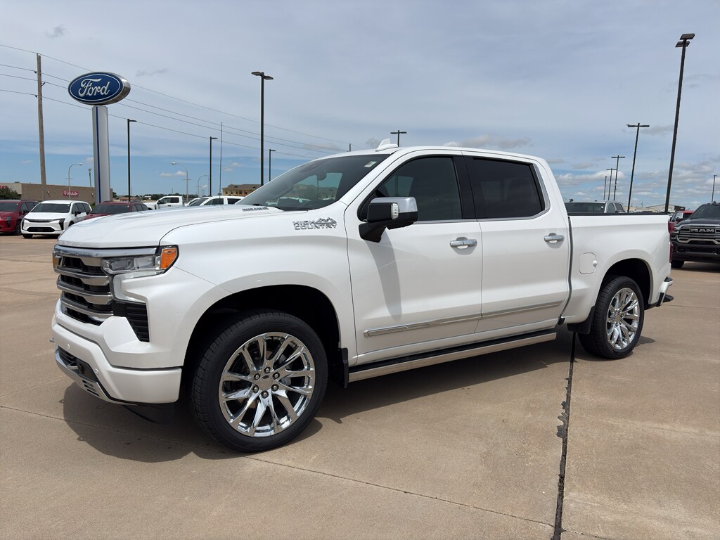 Used 2023 Chevrolet Silverado High Country Truck Crew Cab
