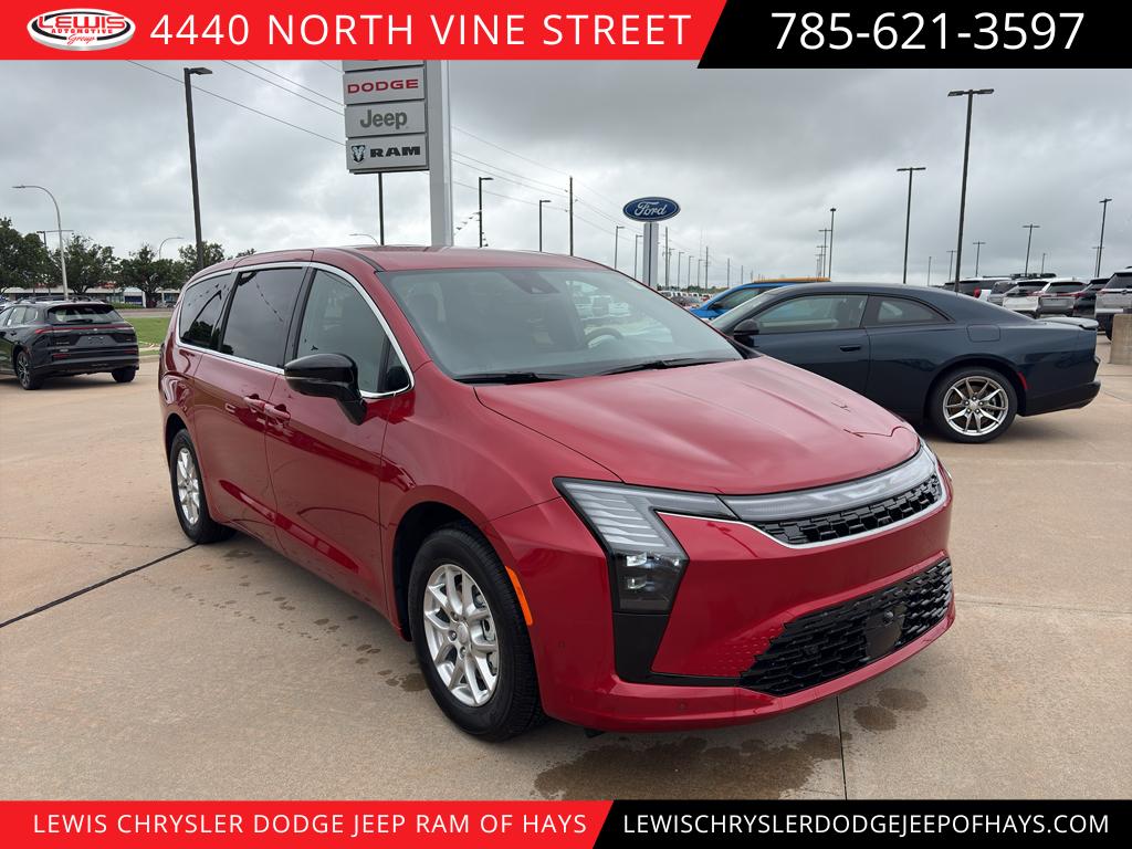 2027 Chrysler Pacifica Select's photo