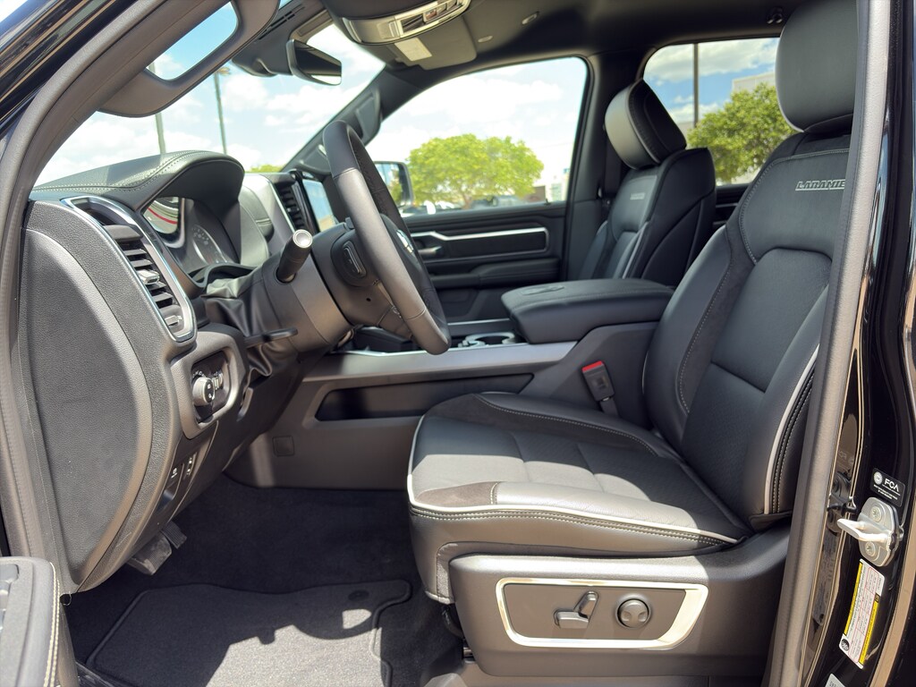 2026 RAM 1500 Laramie - Photo 9