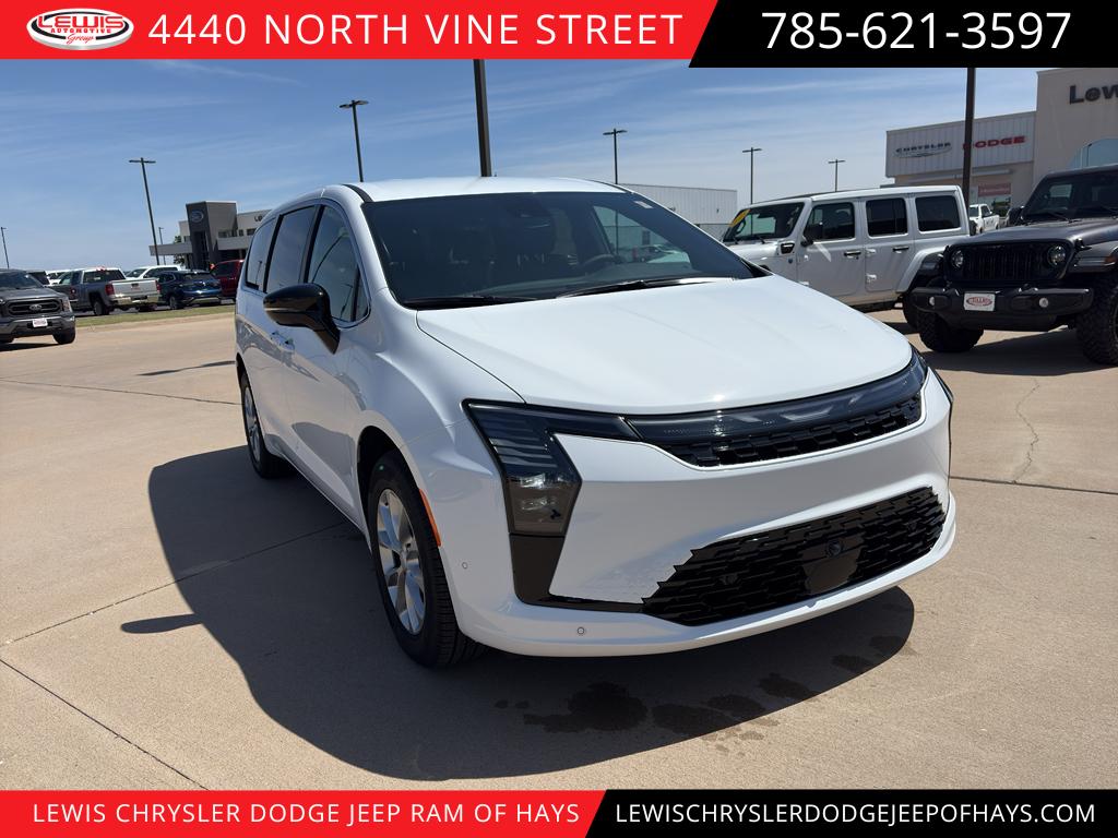 2027 Chrysler Pacifica Select AWD's photo