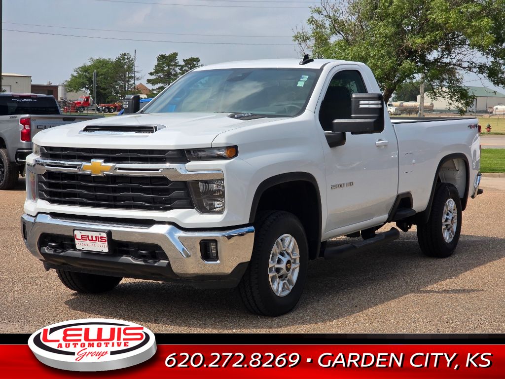2025 Chevrolet Silverado 2500HD LT photo 4