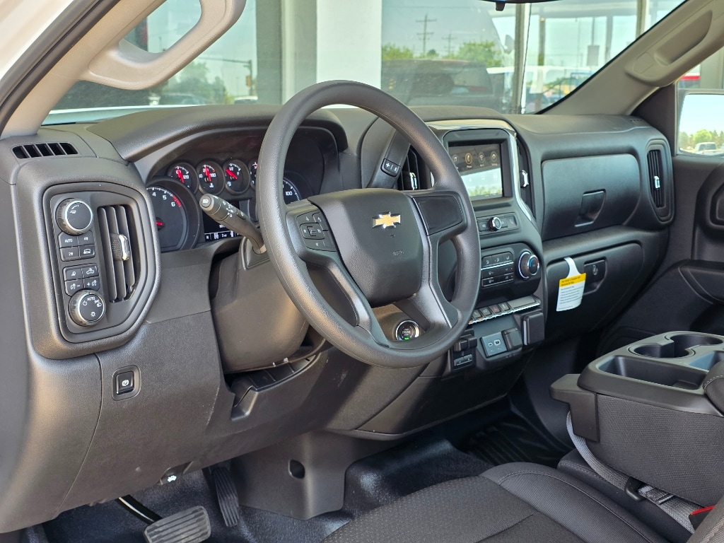 2025 Chevrolet Silverado 1500 Work Truck - Photo 9