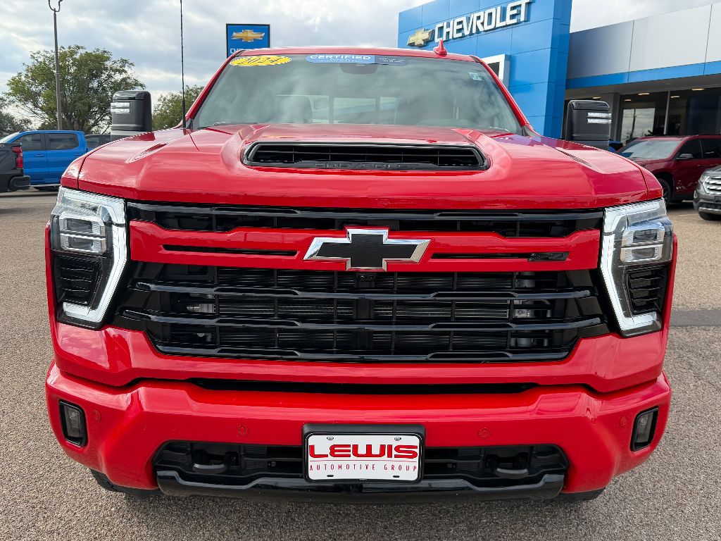 2024 Chevrolet Silverado 2500HD LTZ photo 3
