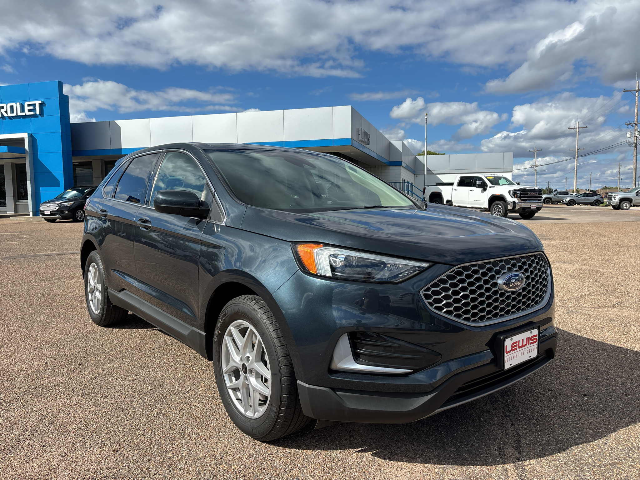 Used 2024 Ford Edge SEL SUV