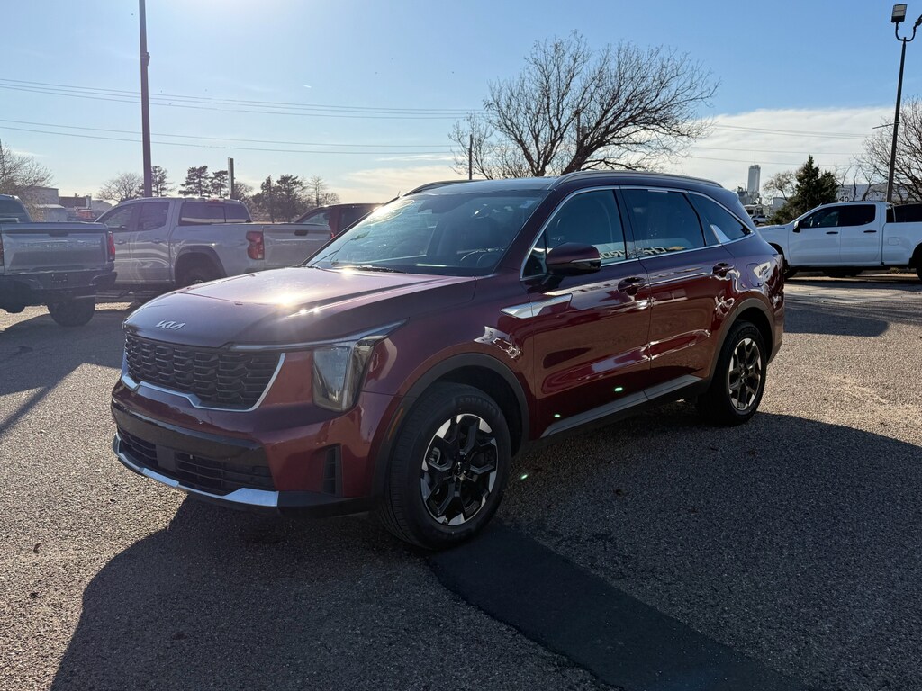 2024 Kia Sorento S photo 4