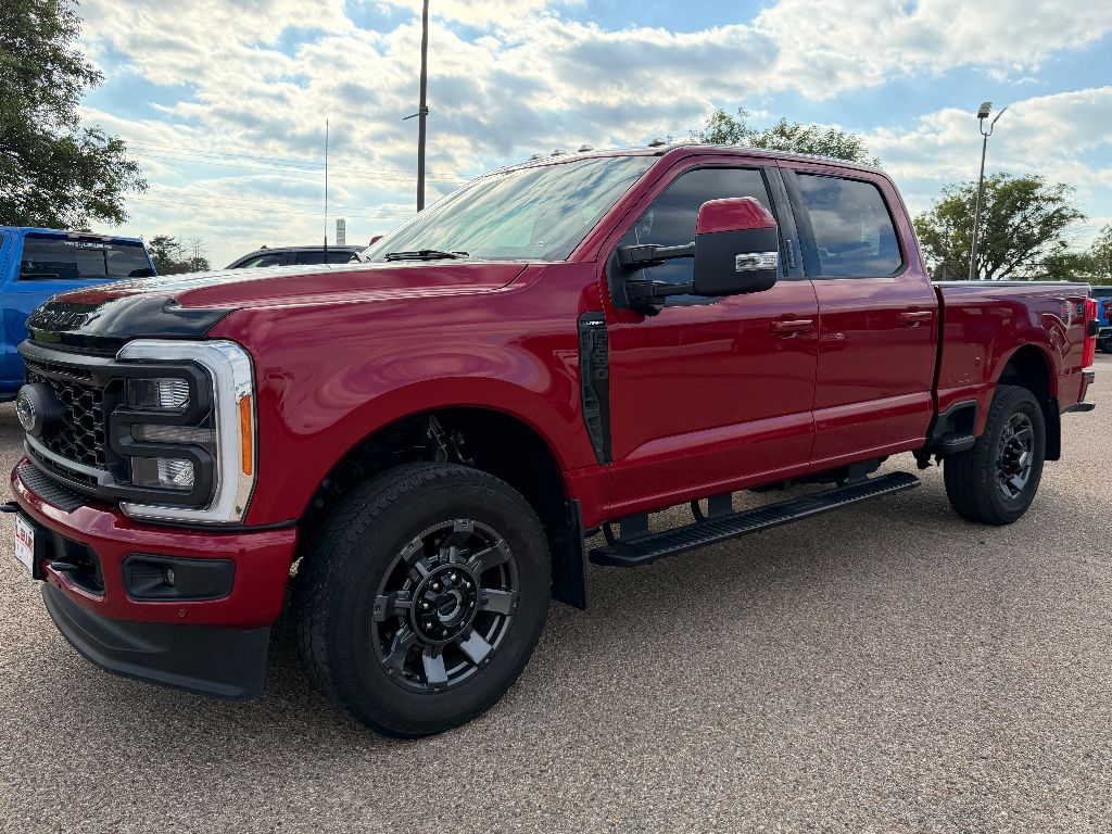 2023 Ford F-250 Lariat photo 4