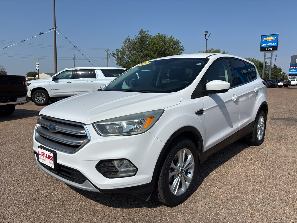 Used 2017 Ford Escape SE SUV