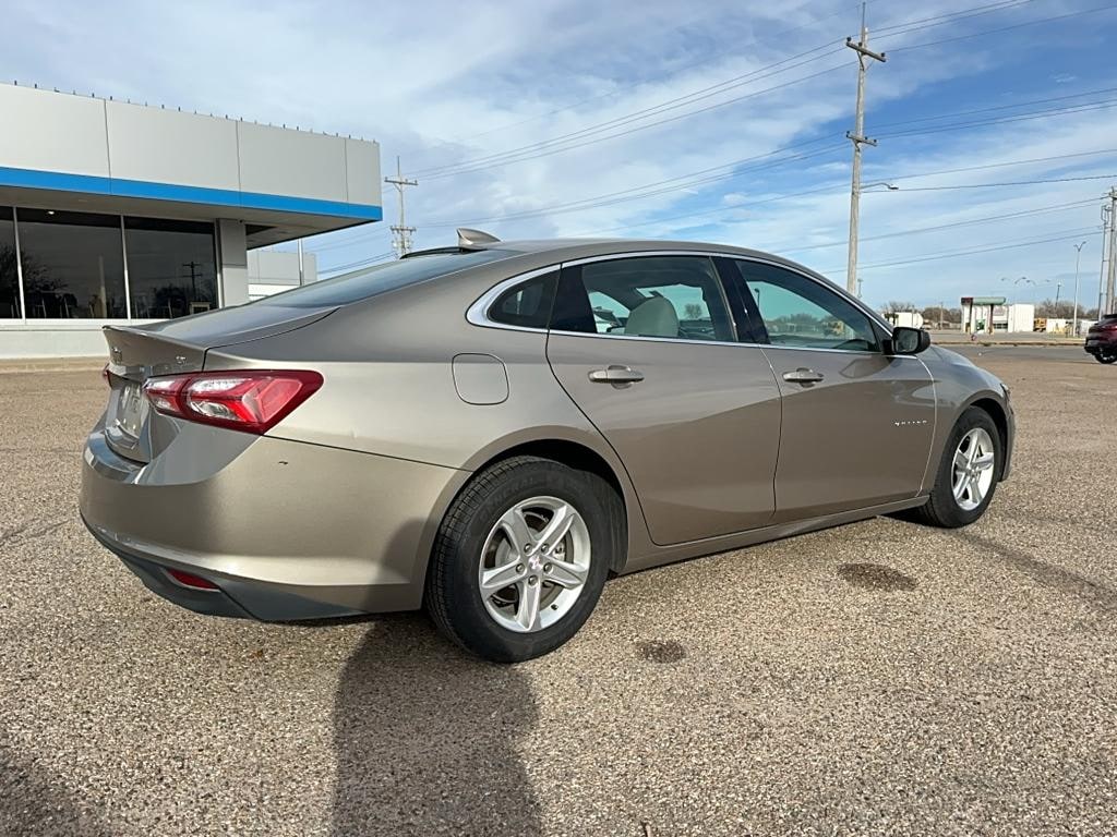 Certified 2022 Chevrolet Malibu LT Car