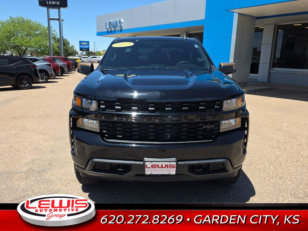 2022 Chevrolet Silverado 1500 Custom photo 3