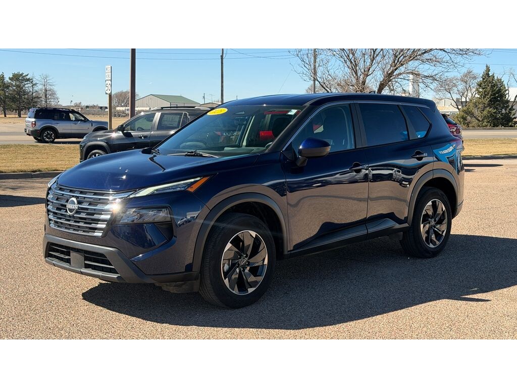 Used 2025 Nissan Rogue SV