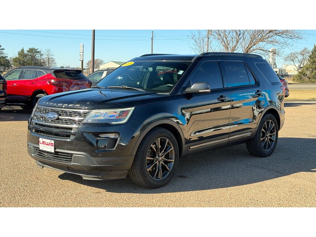 Used 2018 Ford Explorer XLT