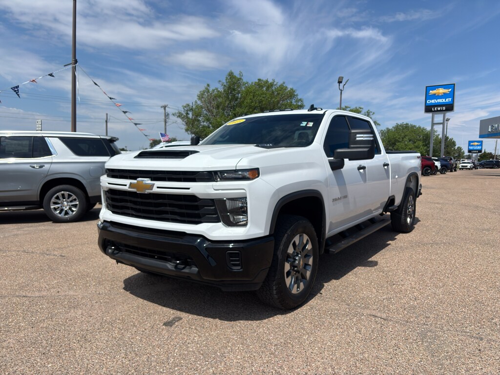Used 2025 Chevrolet Silverado 2500 HD Custom Truck