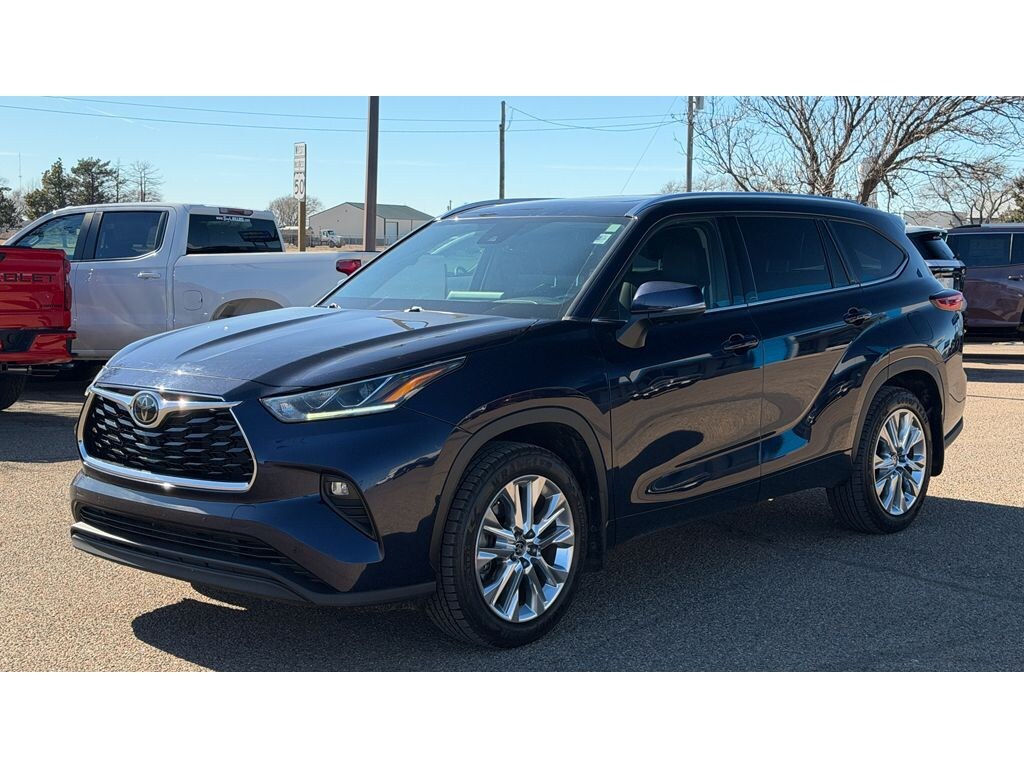 Used 2021 Toyota Highlander Limited