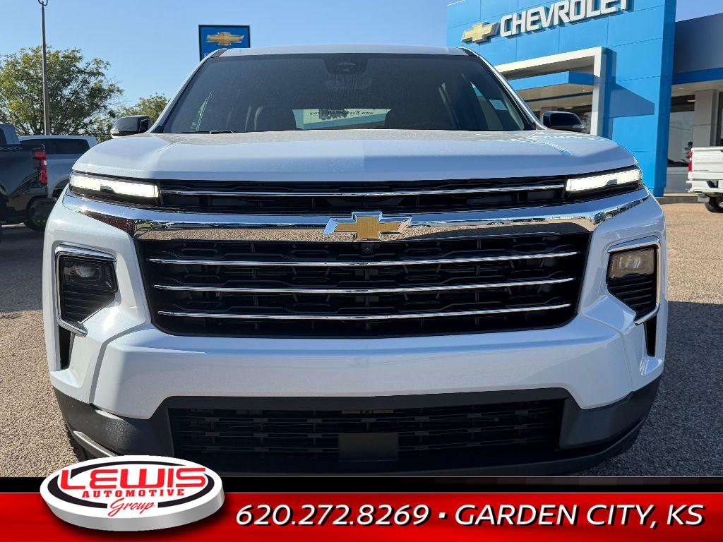 2026 Chevrolet Traverse photo 3