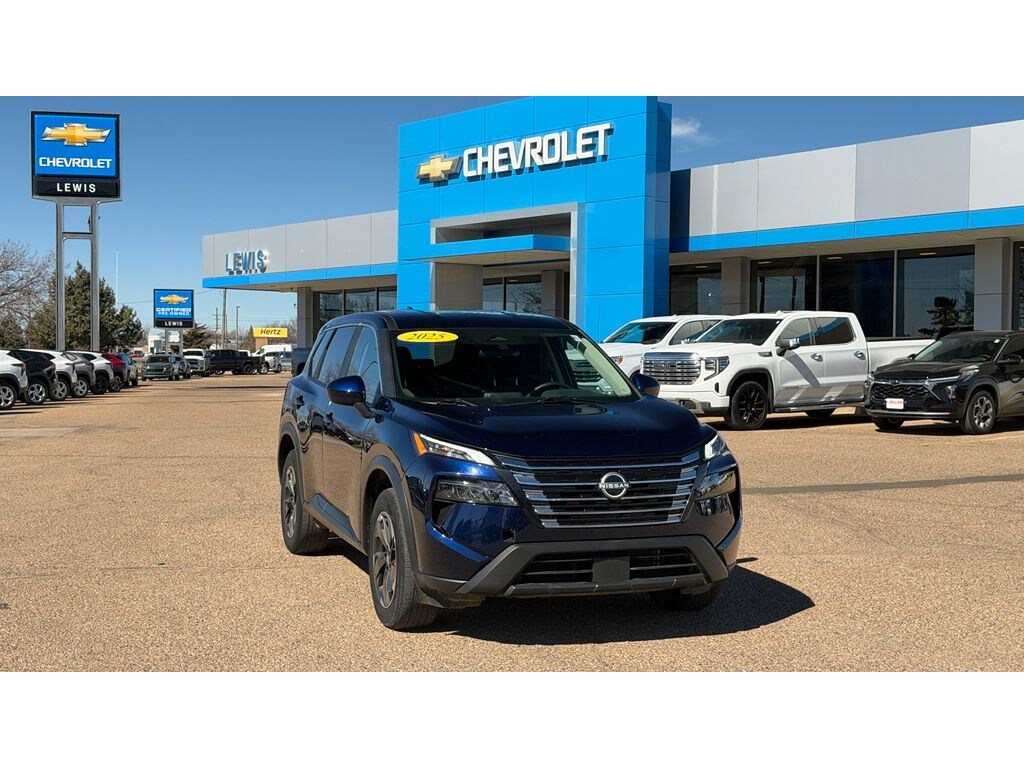 Used 2025 Nissan Rogue SV