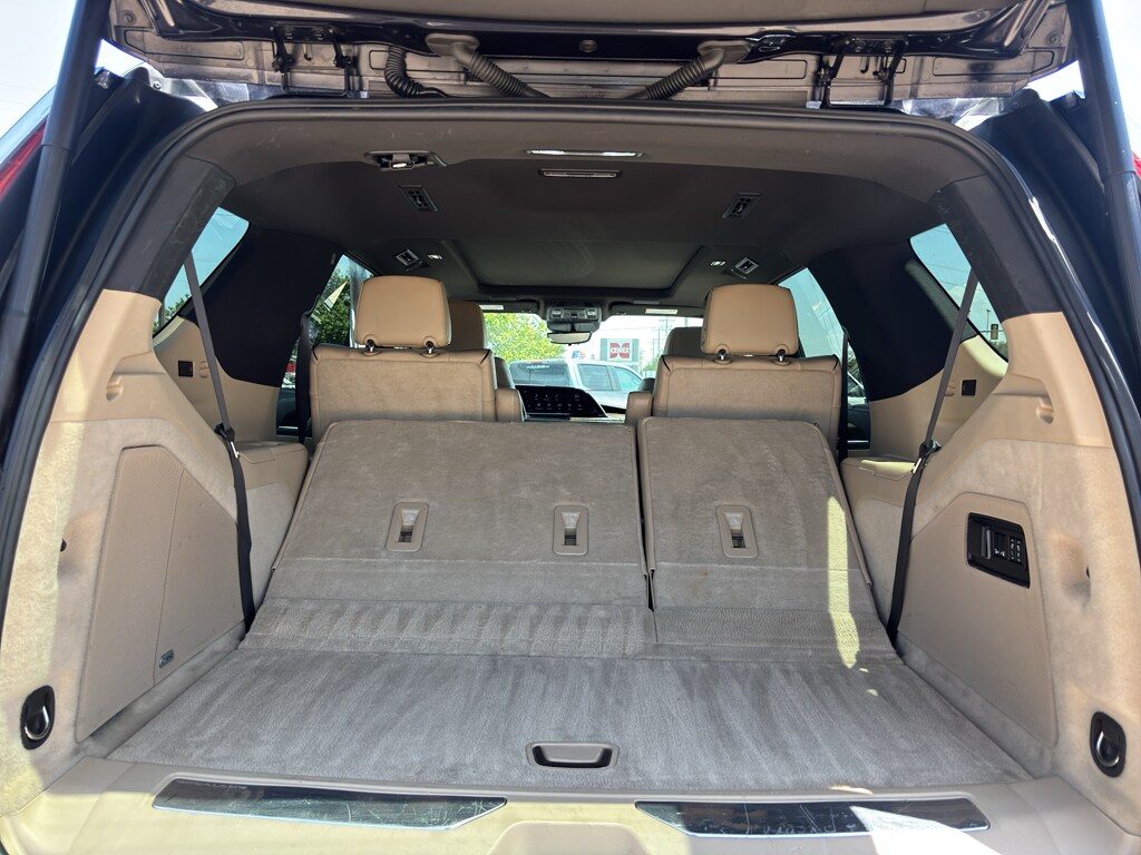 2023 Cadillac Escalade Premium Luxury - Photo 9