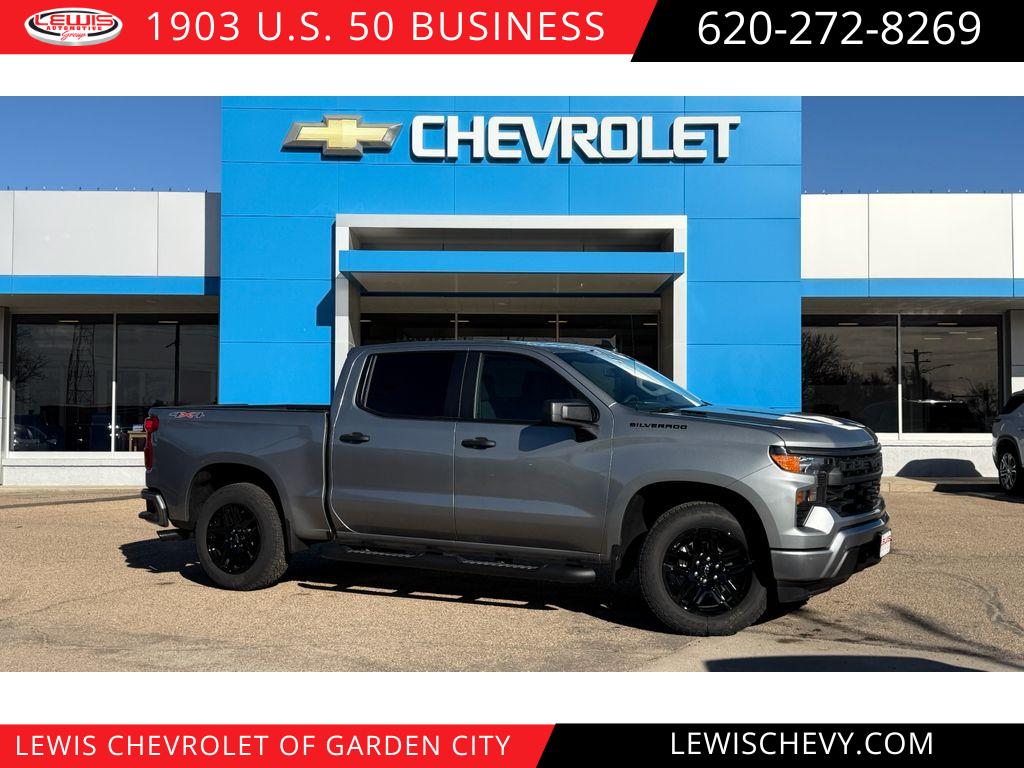 2026 Chevrolet Silverado Base's photo