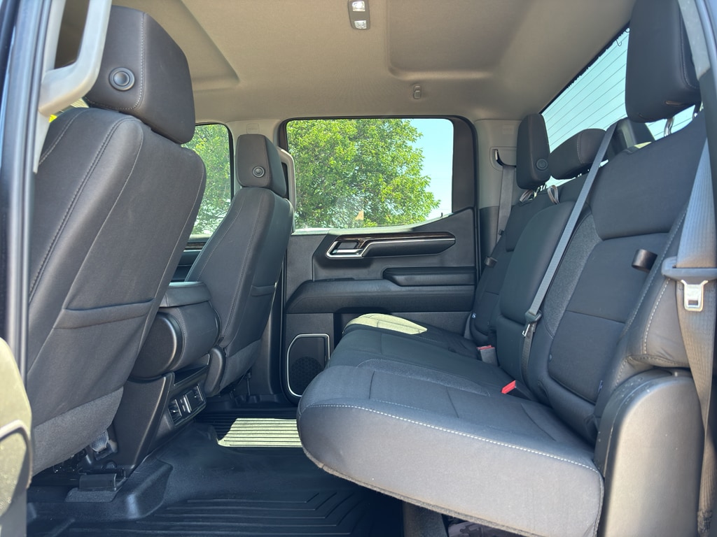2024 GMC Sierra 1500 Elevation - Photo 17