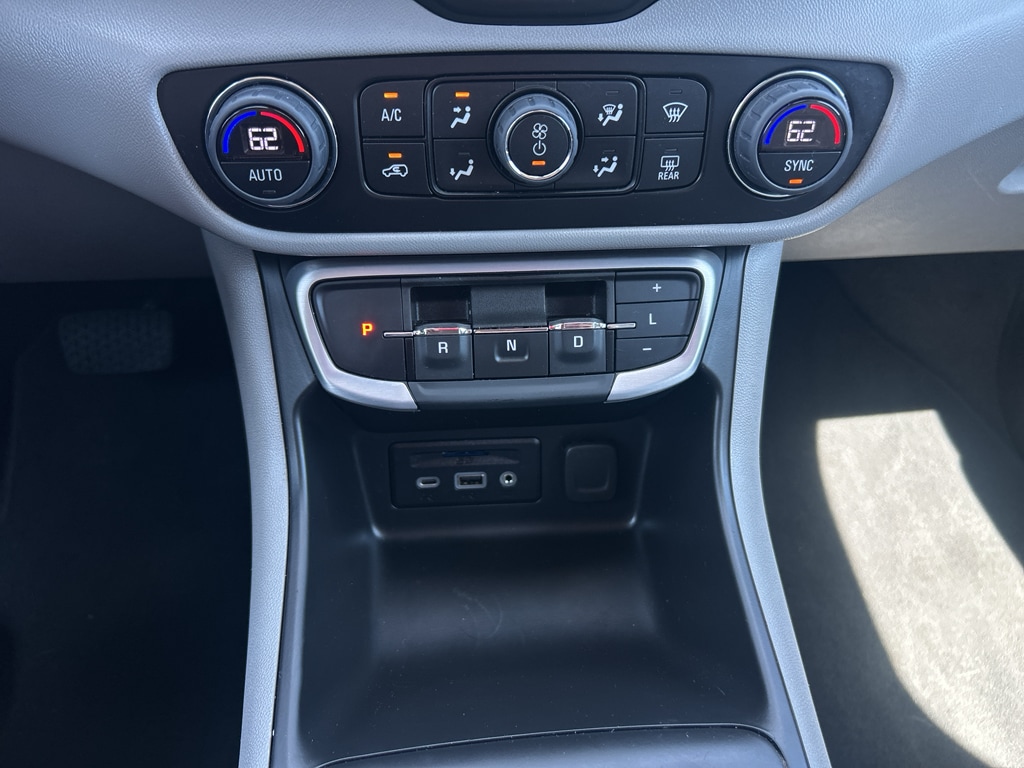 2024 GMC Terrain SLT - Photo 19