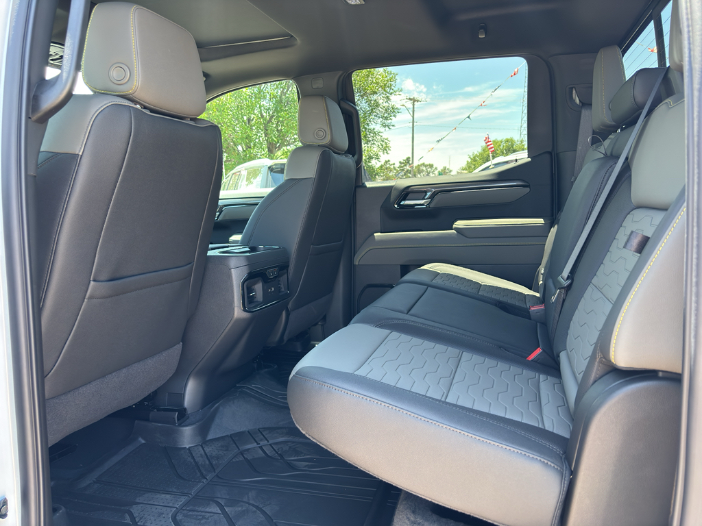 2026 Chevrolet Silverado 1500 ZR2 - Photo 20