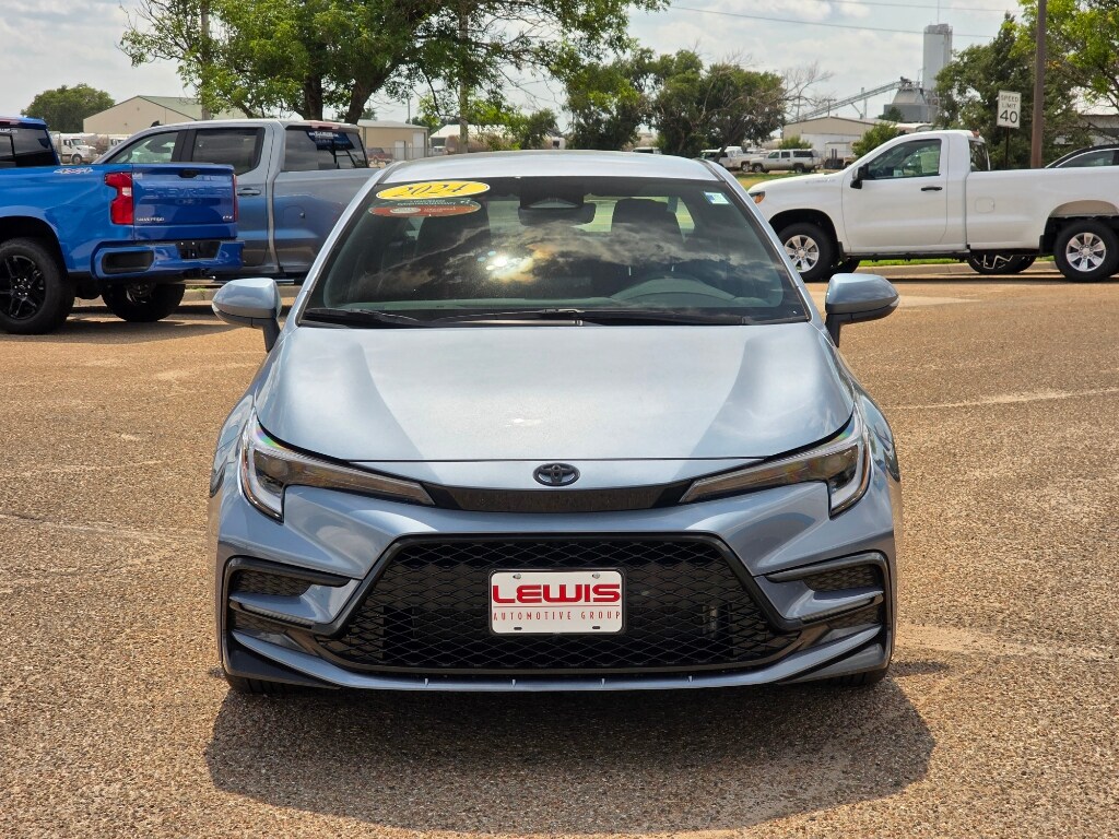 2024 Toyota Corolla SE photo 2