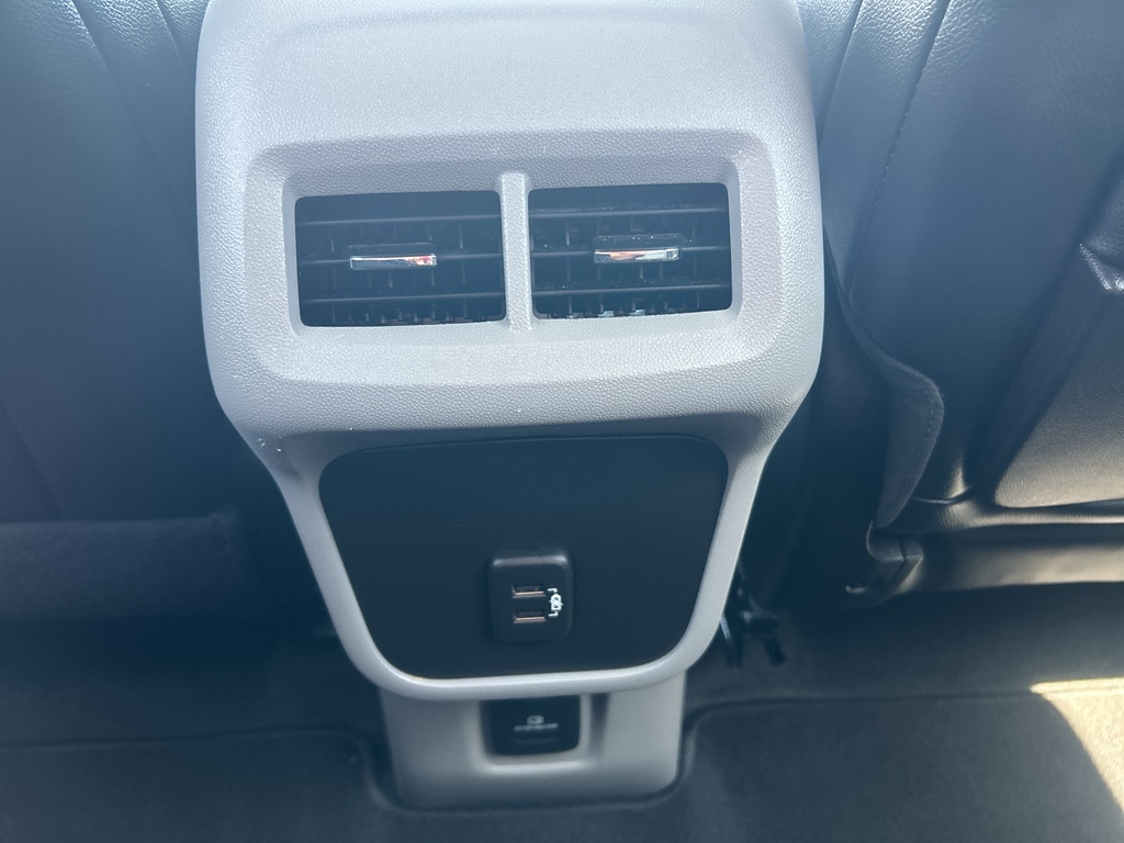 2024 GMC Terrain SLT - Photo 11