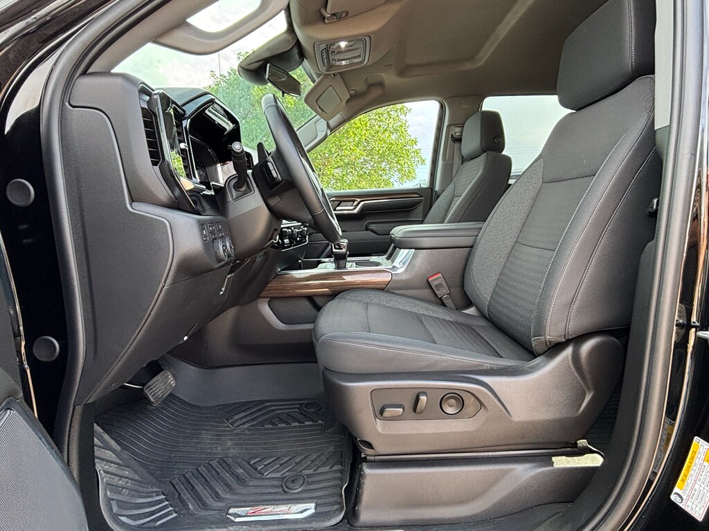 2024 Chevrolet Silverado 1500 LT Trail Boss - Photo 12