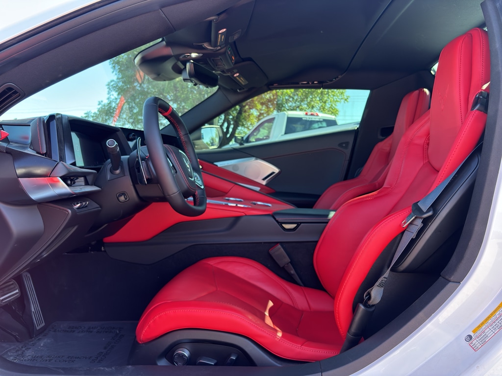 2026 Chevrolet Corvette 2LT - Photo 15