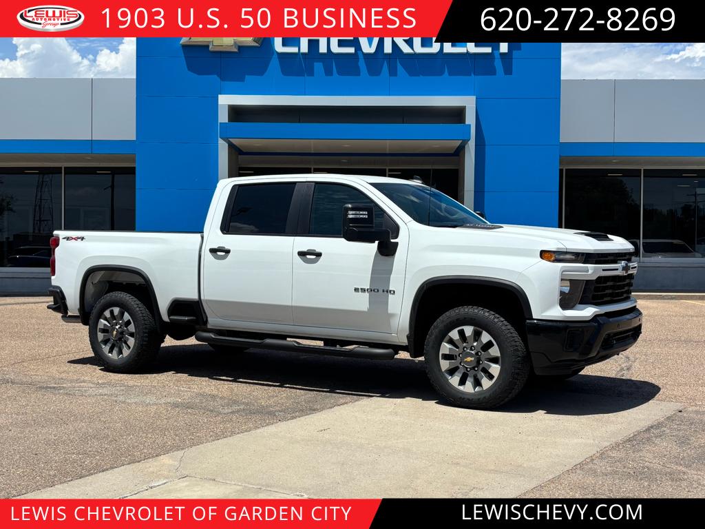 2026 Chevrolet Silverado HD Custom 4WD Crew Cab Standard Box's photo