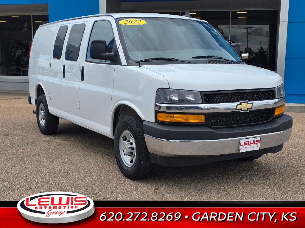 Used 2022 Chevrolet Express Cargo Work Van with VIN 1GCWGAF7XN1173980 for sale in Garden City, KS