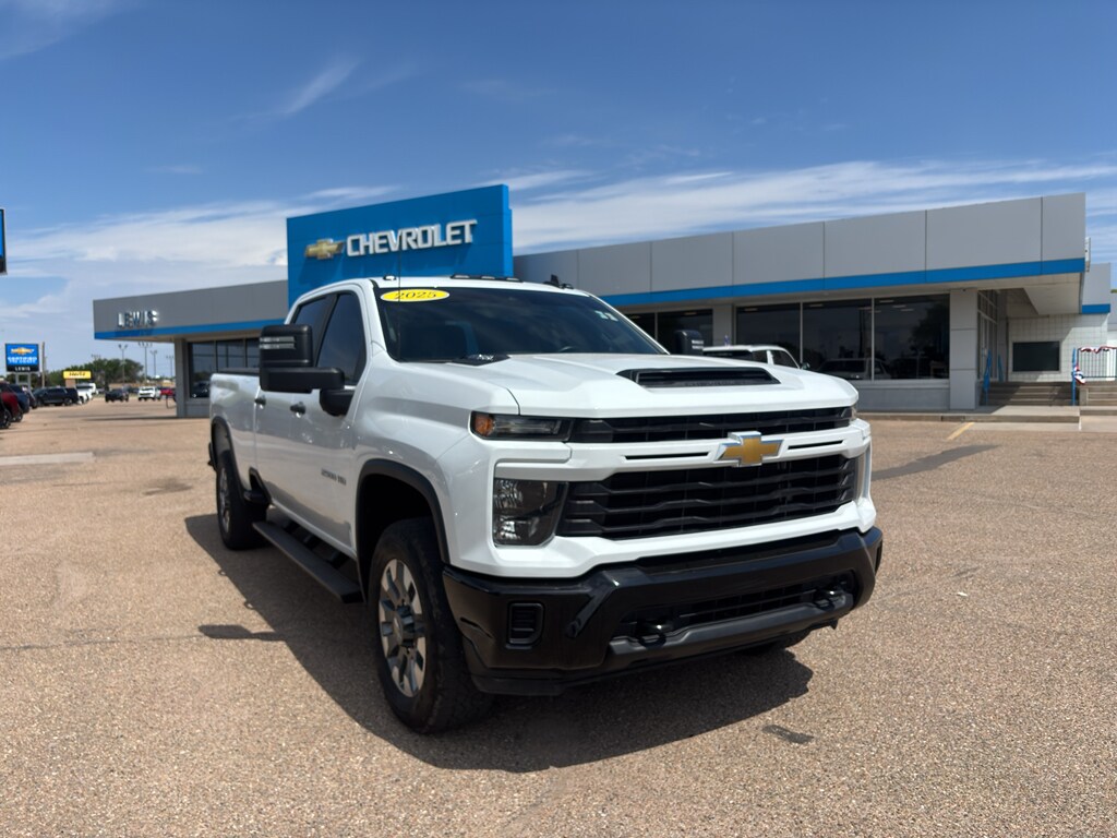 Used 2025 Chevrolet Silverado 2500 HD Custom Truck