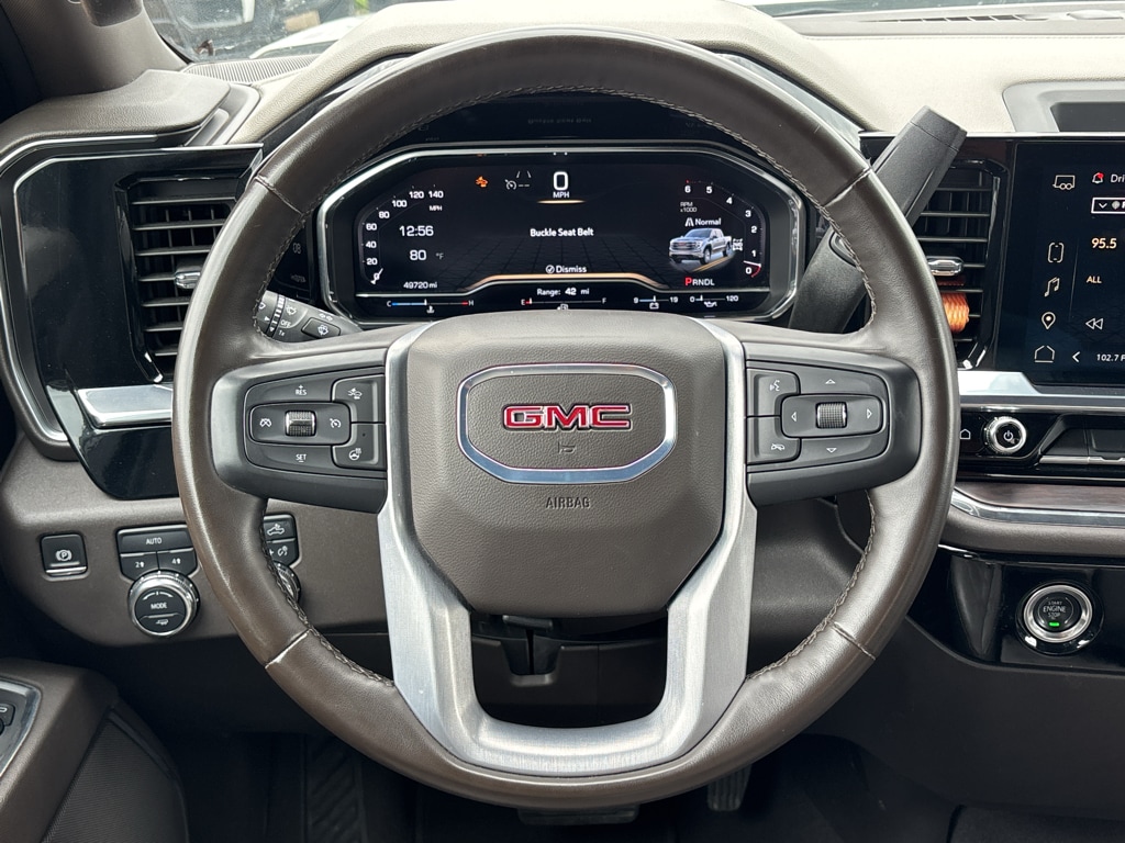 2024 GMC Sierra 1500 SLT - Photo 11