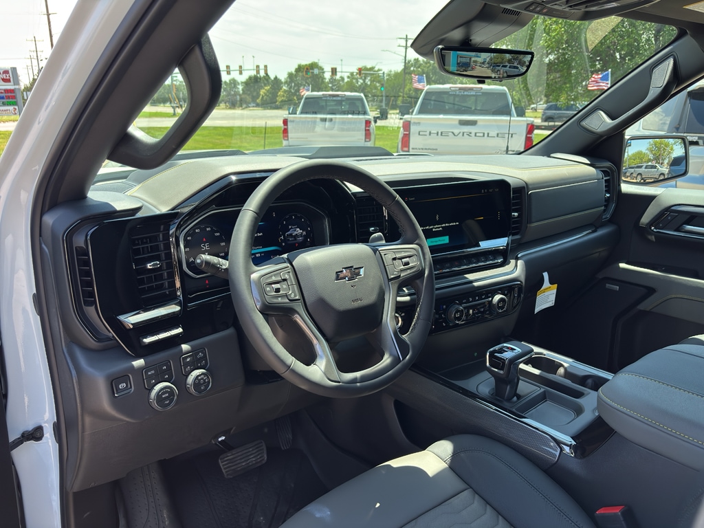 2026 Chevrolet Silverado 1500 ZR2 - Photo 13