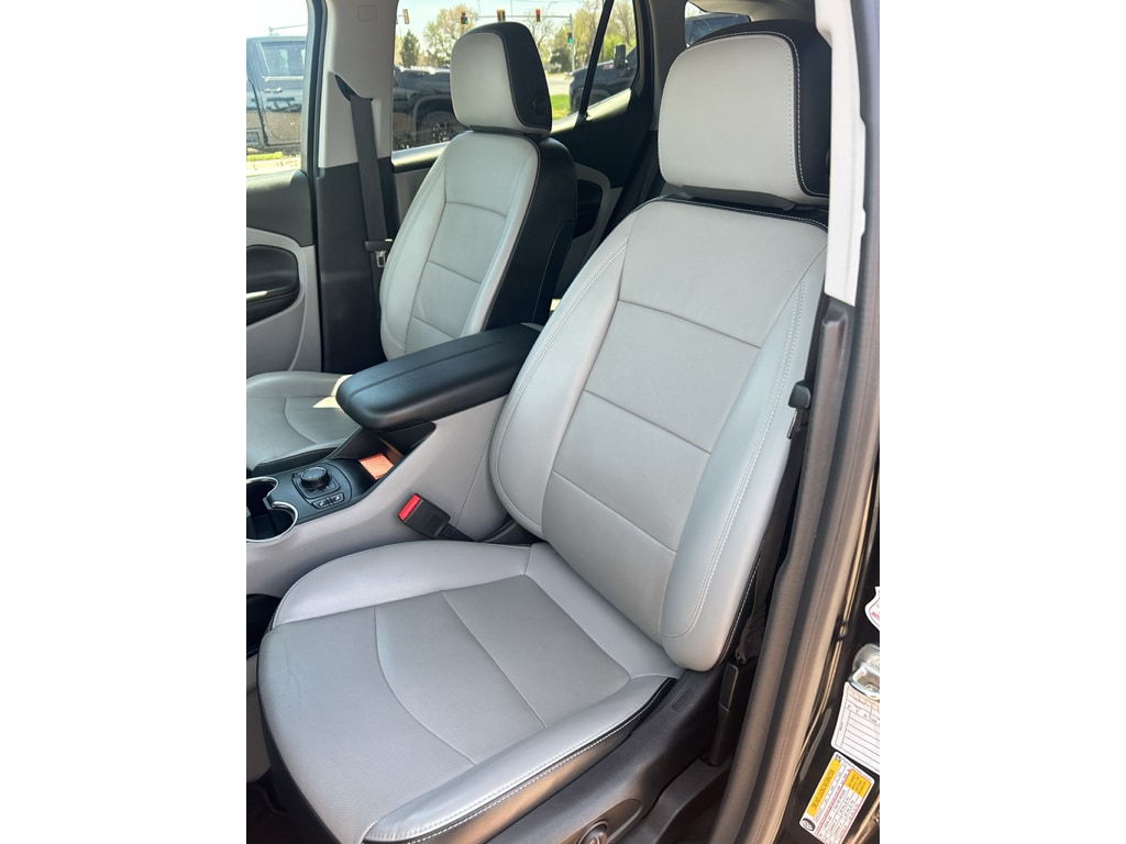 2024 GMC Terrain SLT - Photo 8