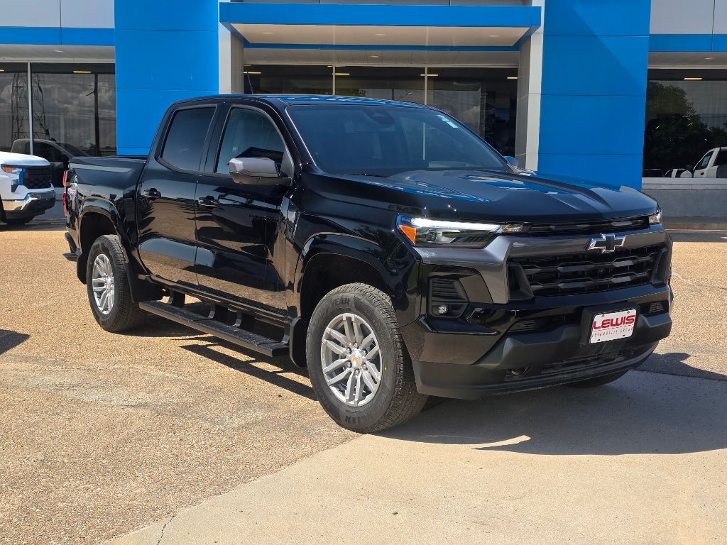New 2025 Chevrolet Colorado WT/LT Truck