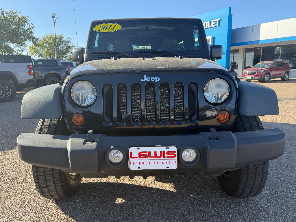2011 Jeep Wrangler Unlimited Rubicon photo 3