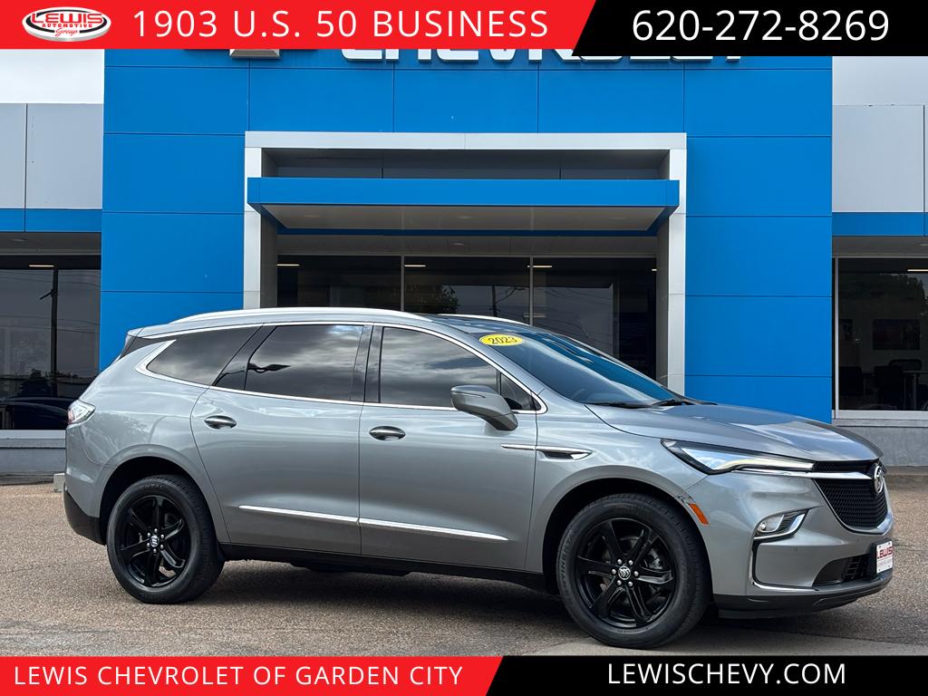 2023 Buick Enclave Essence AWD's photo