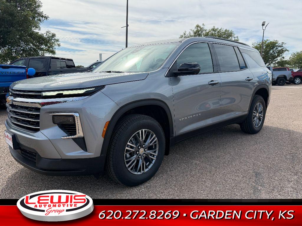 2026 Chevrolet Traverse photo 2