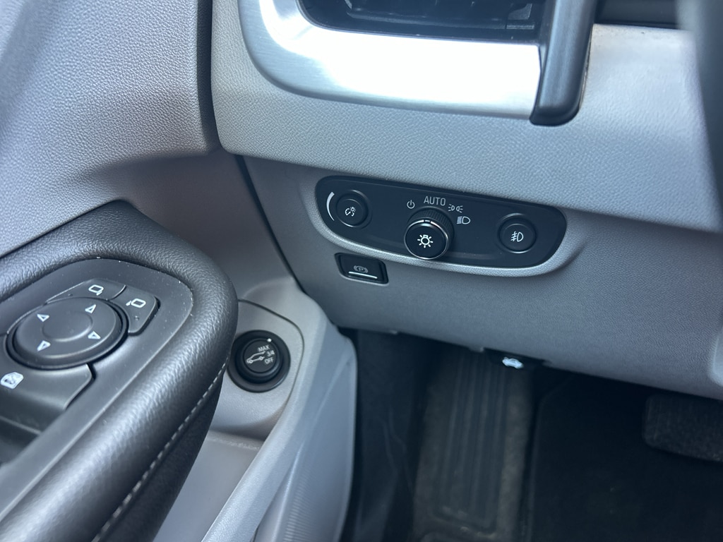 2024 GMC Terrain SLT - Photo 16