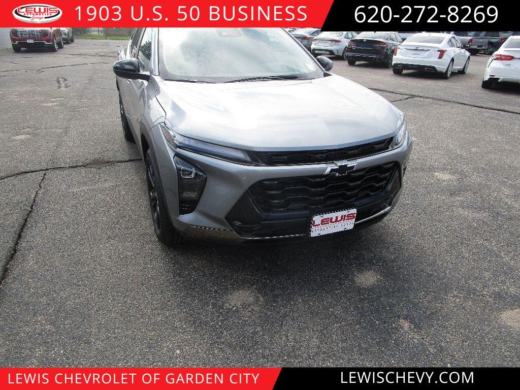 New 2025 Chevrolet Trax Activ SUV