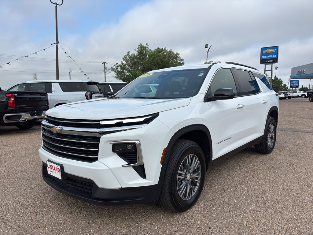Used 2026 Chevrolet Traverse LT SUV