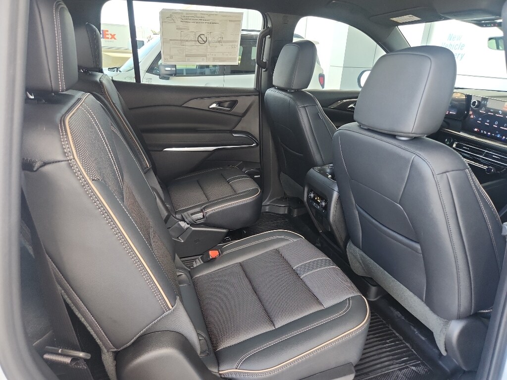 2026 Chevrolet Traverse High Country - Photo 12