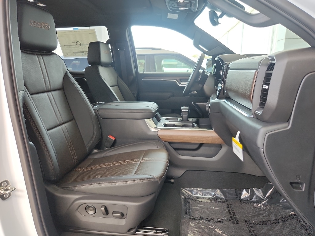 2026 Chevrolet Silverado 1500 High Country - Photo 9