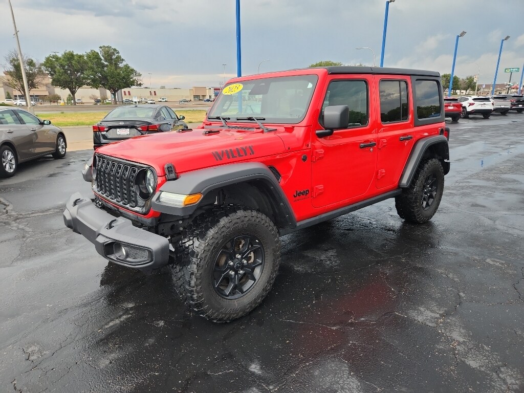 Used 2025 Jeep Wrangler Willys SUV