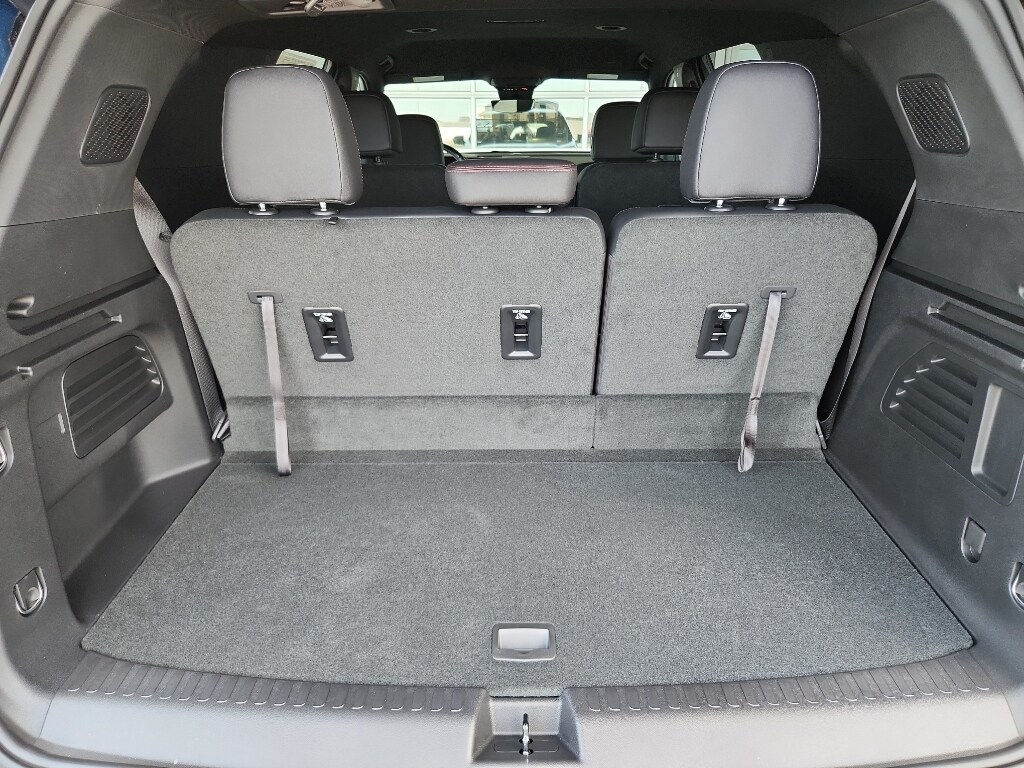 2026 Chevrolet Traverse Z71 - Photo 16