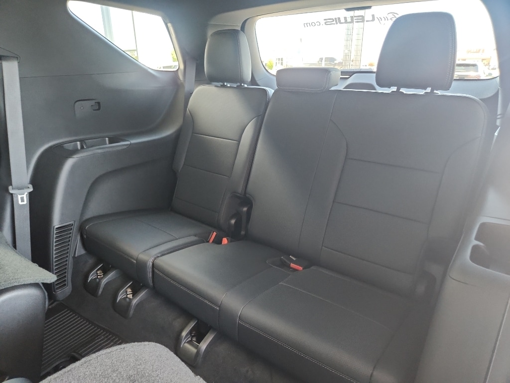 2026 Chevrolet Traverse High Country - Photo 14
